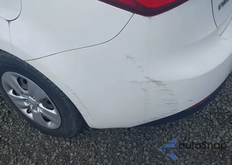 2016 Kia Forte Lx z USA, uszkodzony, nr VIN KNAFK4A64G5619676